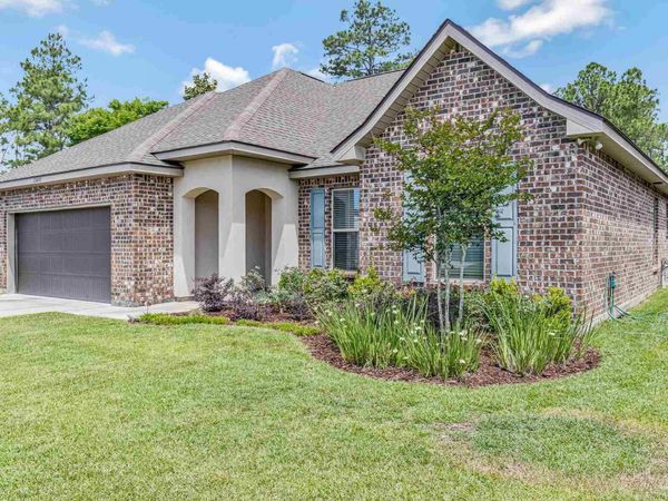 12493 Ryland Dr, Pensacola, FL 32506
