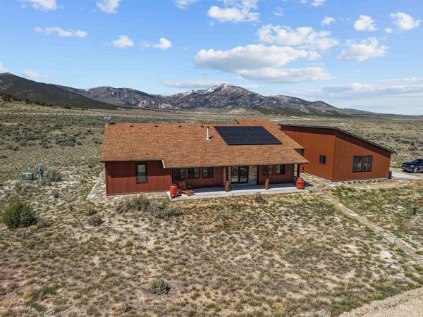 820 Shooting Iron, Almo, ID 83312