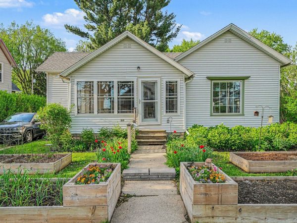 819 E Jefferson Street , Valparaiso, IN 46383