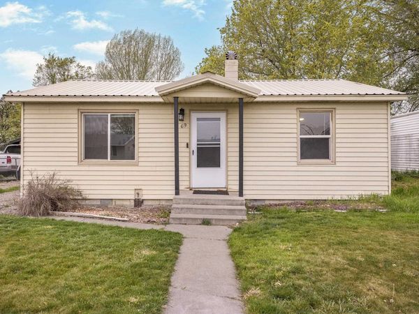 69 Johnson, Blackfoot, ID 83221