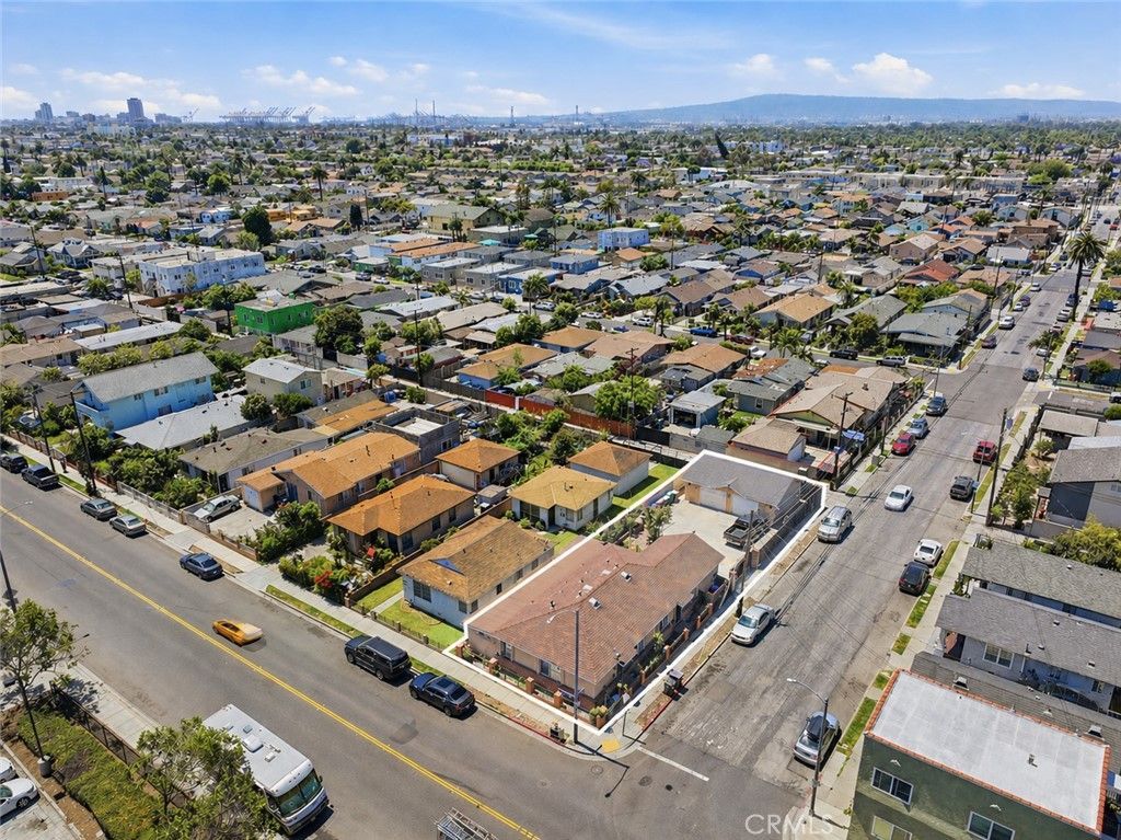 932 E 23rd Street, Long Beach, CA 90806 Main Photo