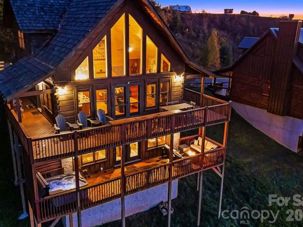 121 Scenic Wolf Drive, Mars Hill, NC 28754