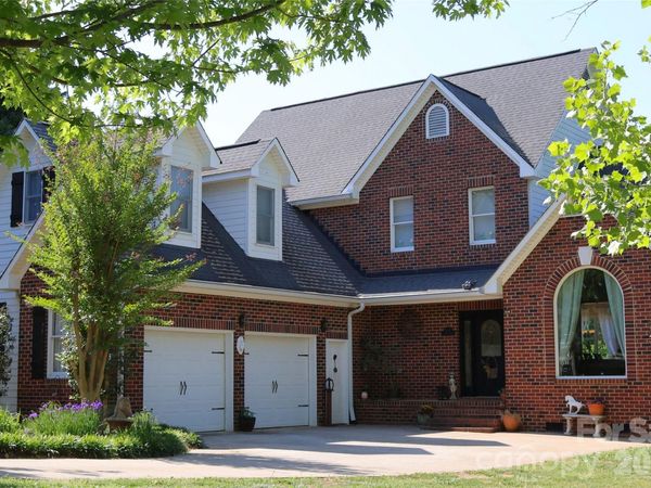 2325 Perry Road, Denver, NC 28037