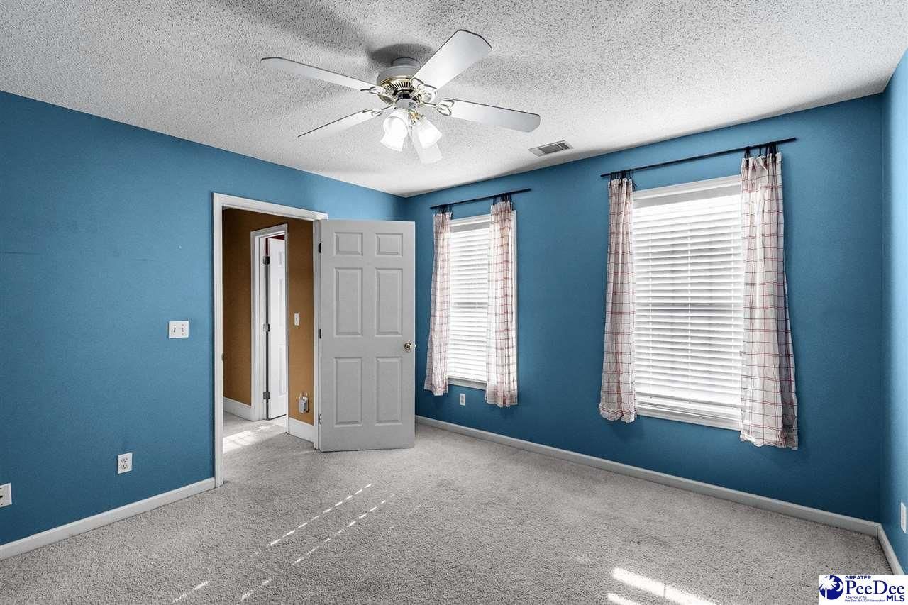 225 Hawthorne Lane Photo 41