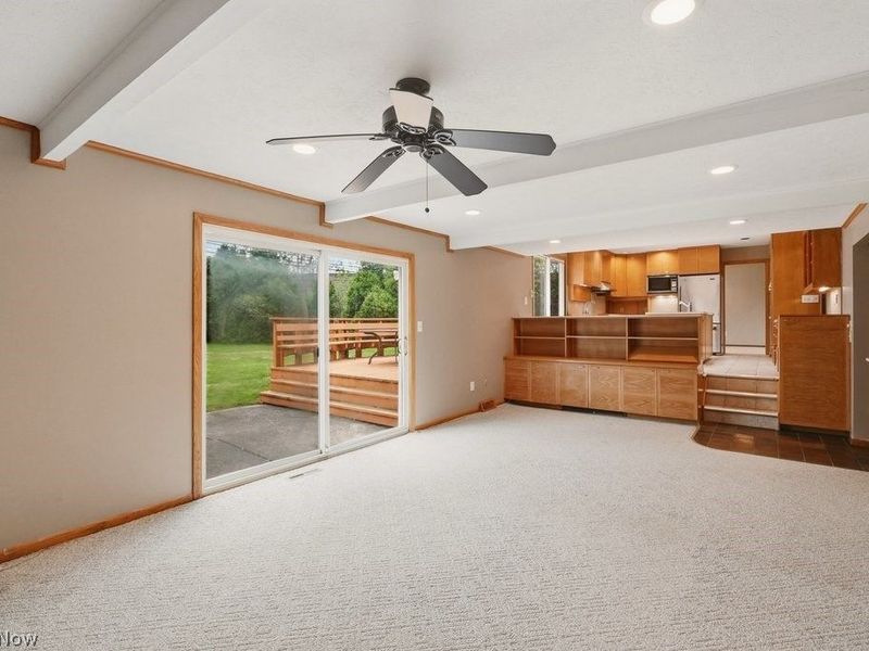 5592 Kilbourne Drive, Lyndhurst, OH 44124 Photo 11