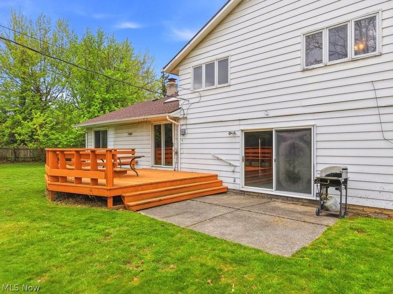 5592 Kilbourne Drive, Lyndhurst, OH 44124 Photo 29