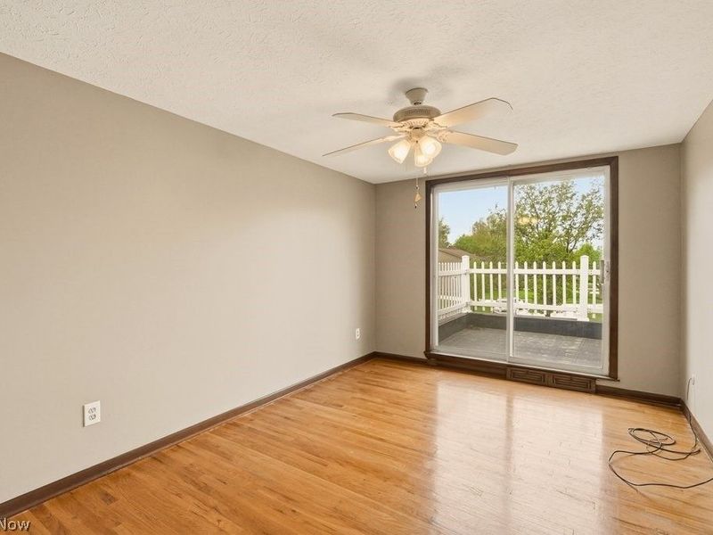 5592 Kilbourne Drive, Lyndhurst, OH 44124 Photo 35