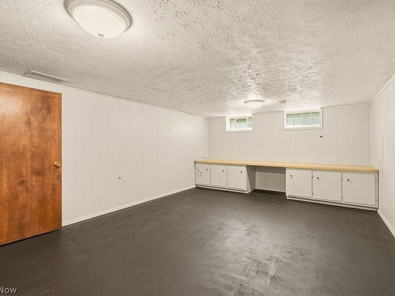 5592 Kilbourne Drive, Lyndhurst, OH 44124 Photo 39