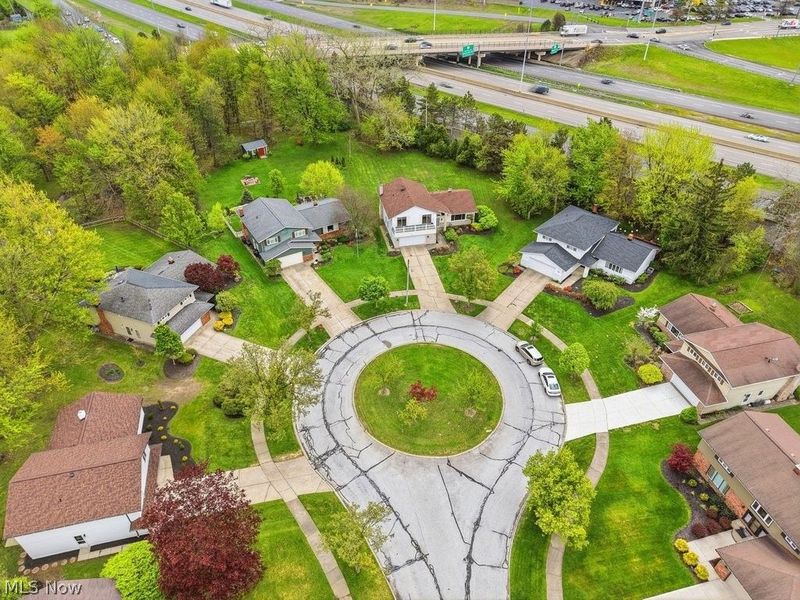 5592 Kilbourne Drive, Lyndhurst, OH 44124 Photo 43