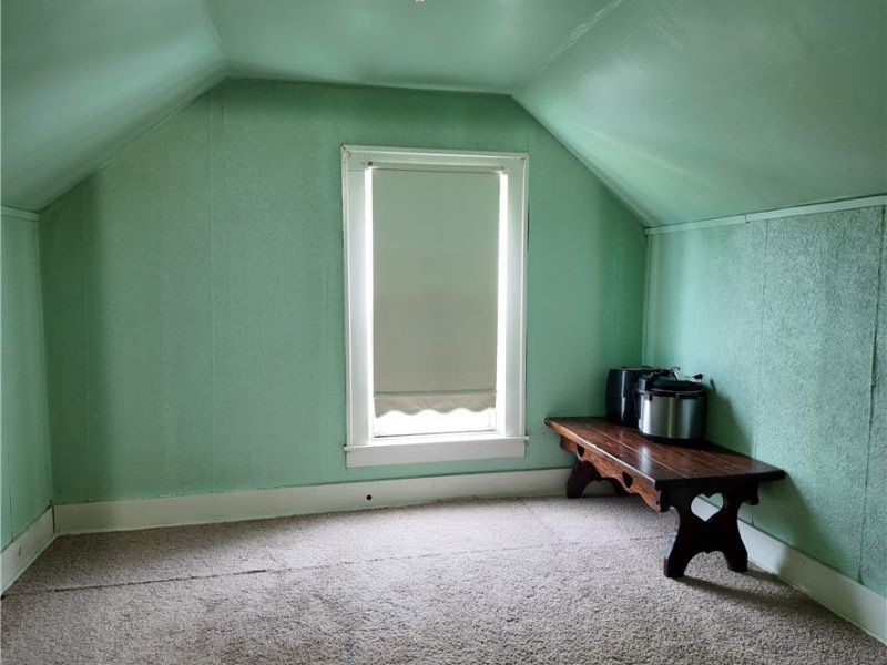60490 Main Street, Jacobsburg, OH 43933 Photo 14