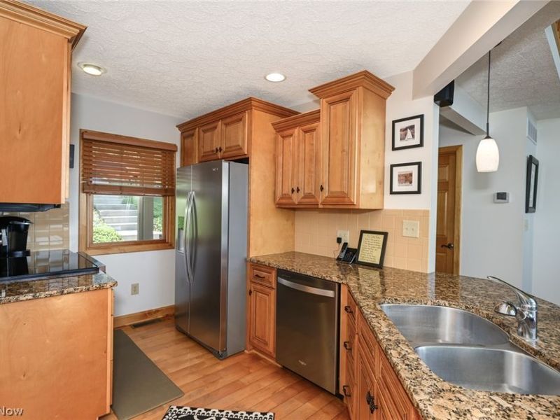2873 Lodge Road SW, Sherrodsville, OH 44675 Photo 21