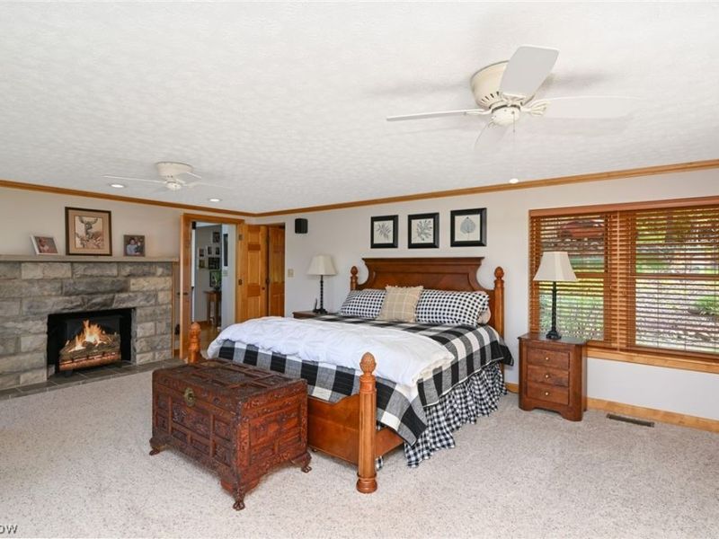 2873 Lodge Road SW, Sherrodsville, OH 44675 Photo 25