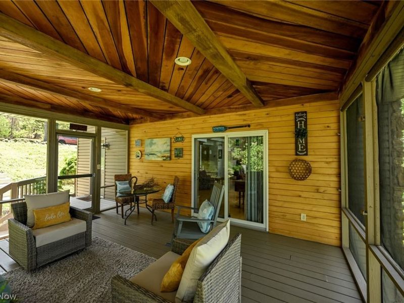 2873 Lodge Road SW, Sherrodsville, OH 44675 Photo 31