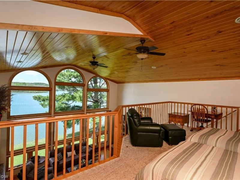 2873 Lodge Road SW, Sherrodsville, OH 44675 Photo 32