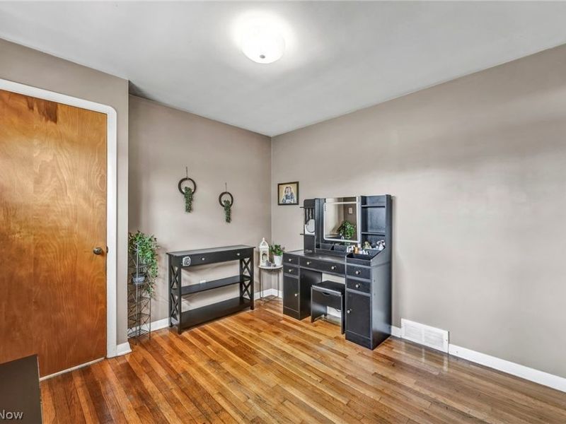 11908 Glamer Avenue, Parma, OH 44130 Photo 27