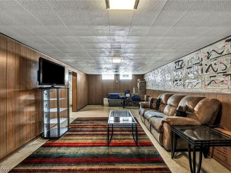 11908 Glamer Avenue, Parma, OH 44130 Photo 31