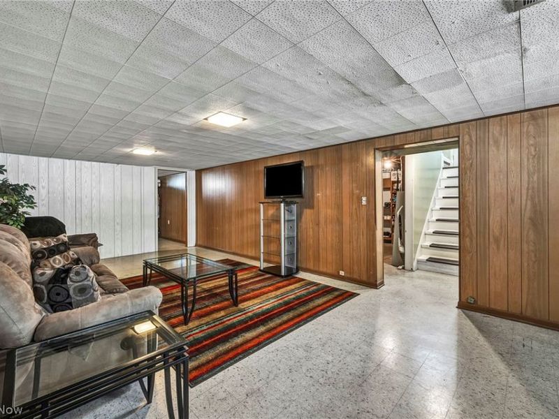 11908 Glamer Avenue, Parma, OH 44130 Photo 34