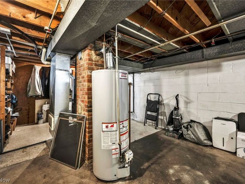 11908 Glamer Avenue, Parma, OH 44130 Photo 40