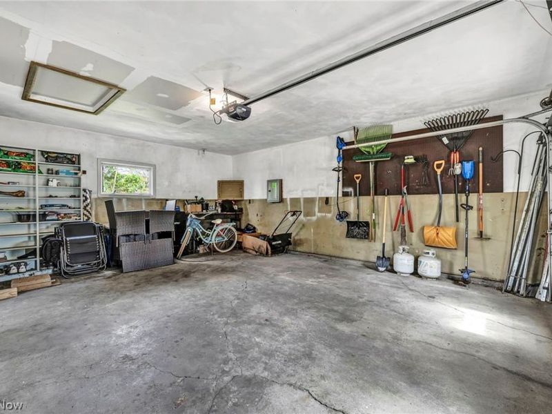 11908 Glamer Avenue, Parma, OH 44130 Photo 41