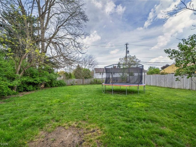 11908 Glamer Avenue, Parma, OH 44130 Photo 46