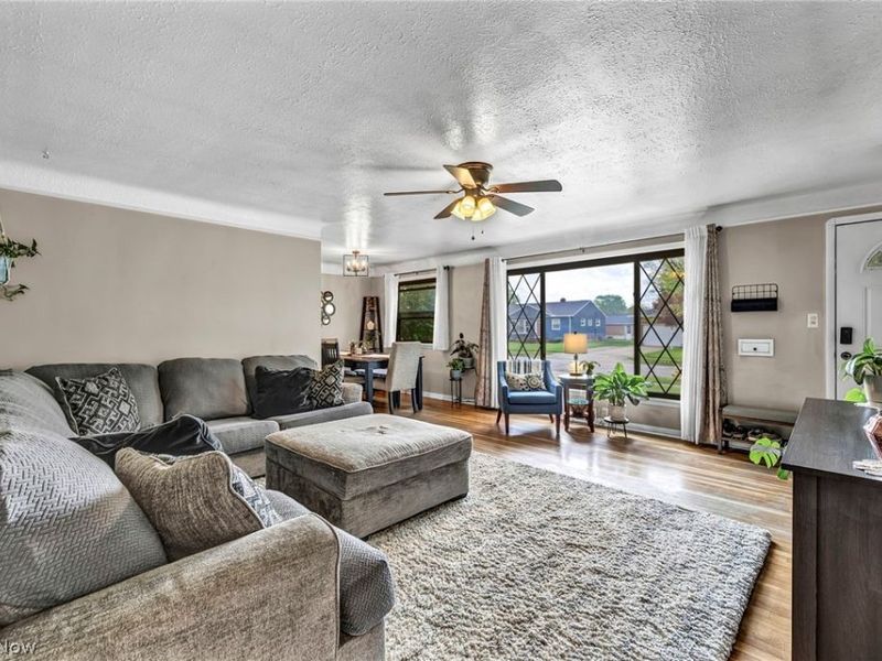 11908 Glamer Avenue, Parma, OH 44130 Photo 5