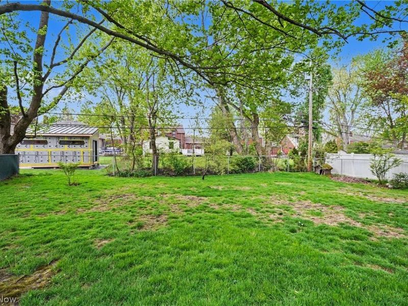 145 Griswold Drive, Youngstown, OH 44512 Photo 21
