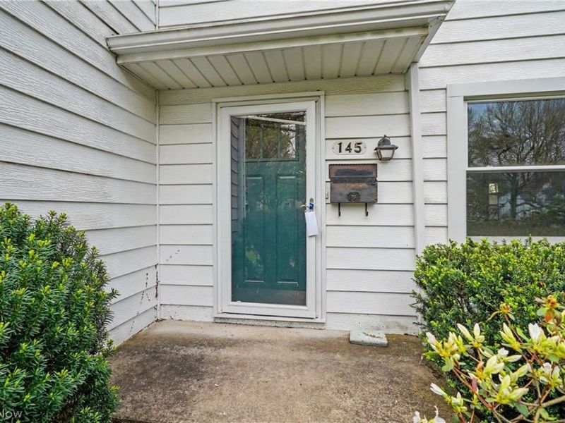 145 Griswold Drive, Youngstown, OH 44512 Photo 22