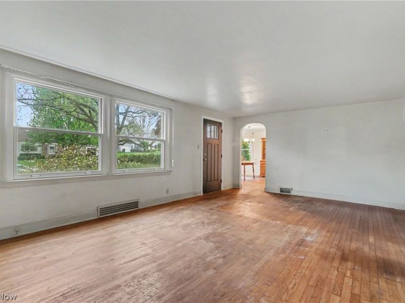 145 Griswold Drive, Youngstown, OH 44512 Photo 7
