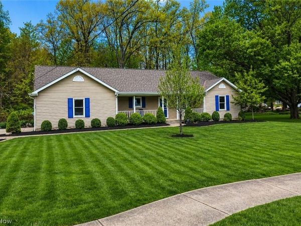198 Lear Road , Avon Lake, OH 44012