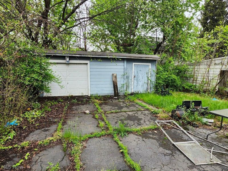 3787 E 50th Street E, Cleveland, OH 44105 Photo 2