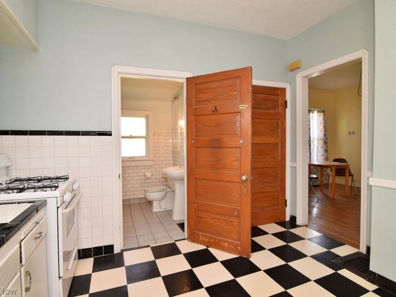 1532 Sheridan Road, South Euclid, OH 44121 Photo 16