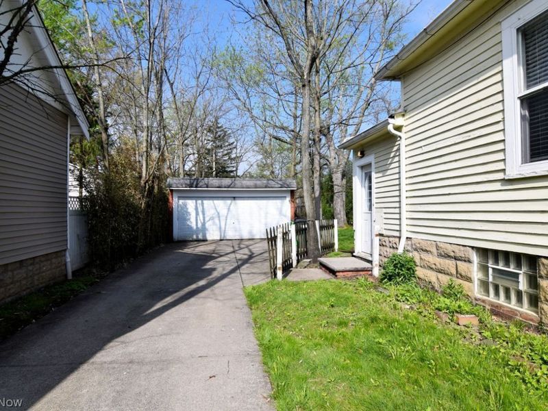 1532 Sheridan Road, South Euclid, OH 44121 Photo 24
