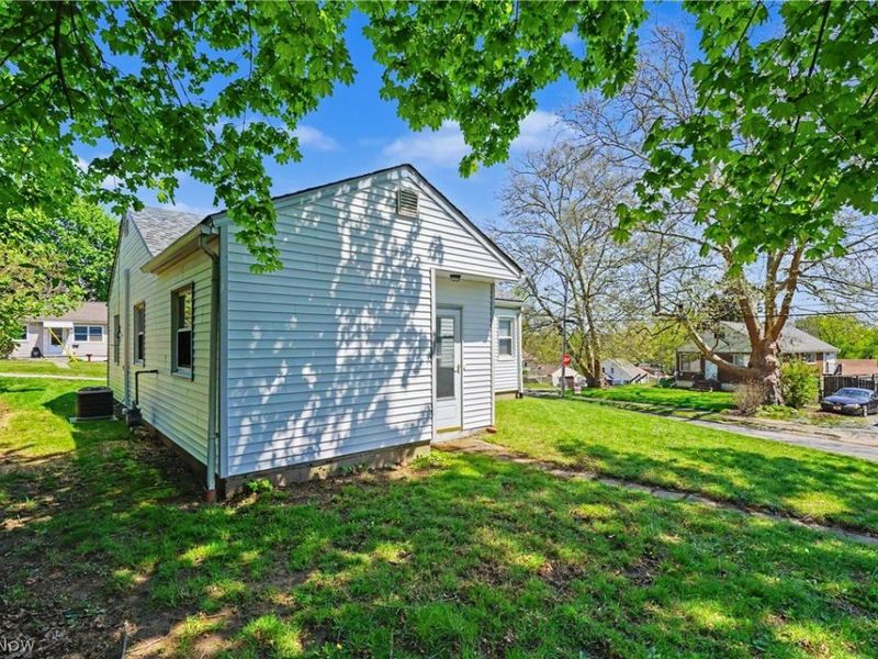 392 Rexford Street, Akron, OH 44314 Photo 28
