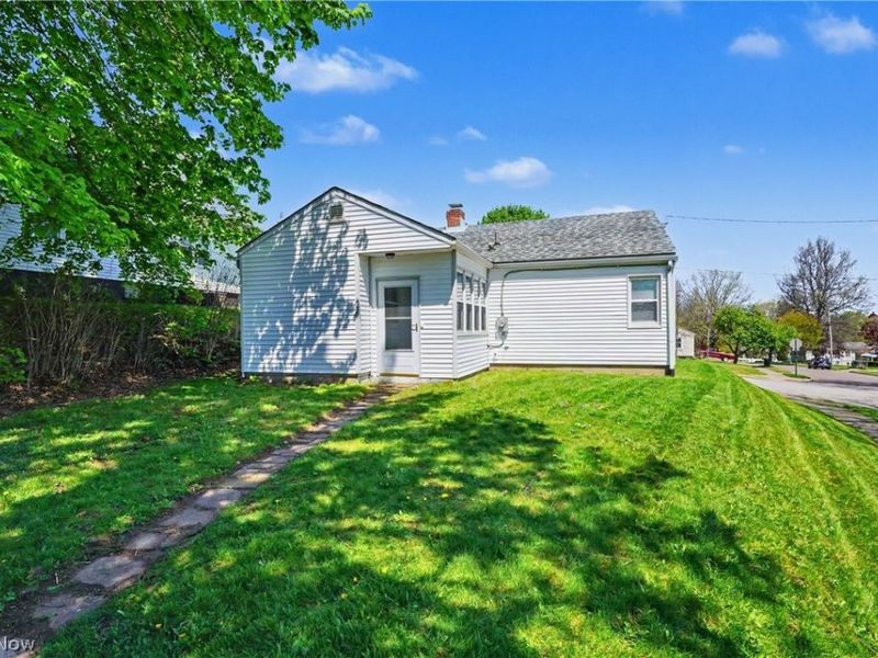 392 Rexford Street, Akron, OH 44314 Photo 30