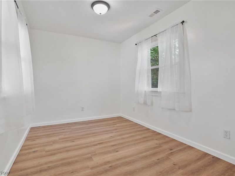 392 Rexford Street, Akron, OH 44314 Photo 7