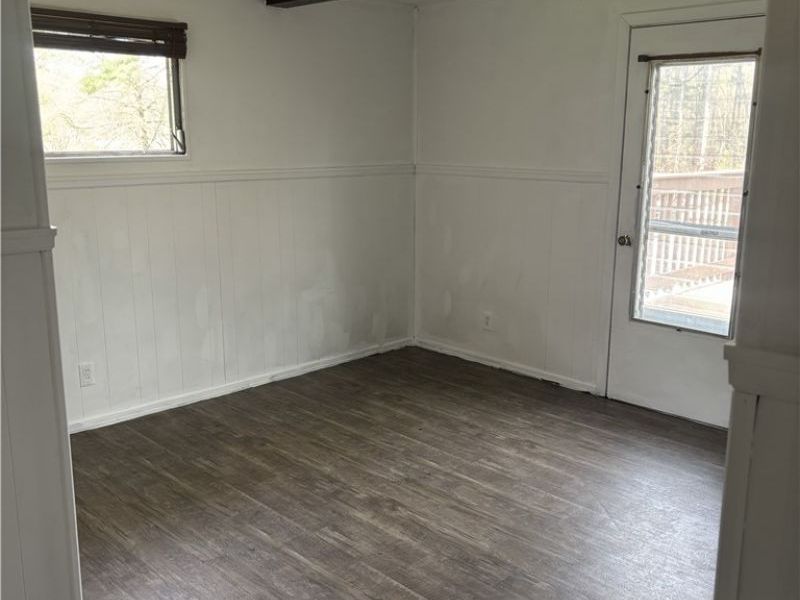 8129 Walnut SW , Sherrodsville, OH 44675 Photo 17