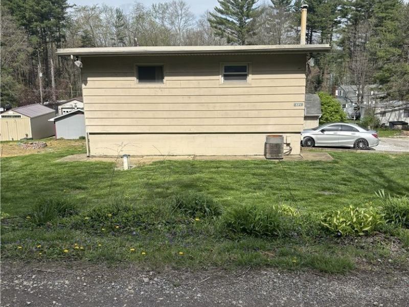 8129 Walnut SW , Sherrodsville, OH 44675 Photo 23