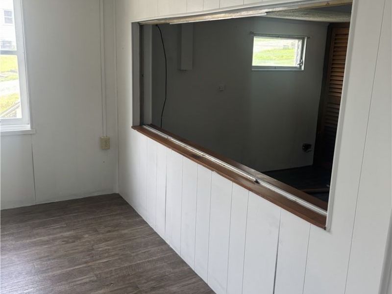 8129 Walnut SW , Sherrodsville, OH 44675 Photo 7