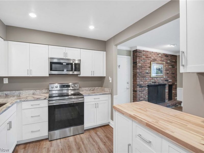 2940 Pease Drive, Unit 206, Rocky River, OH 44116 Photo 10