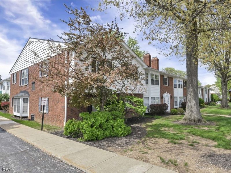 2940 Pease Drive, Unit 206, Rocky River, OH 44116 Photo 29