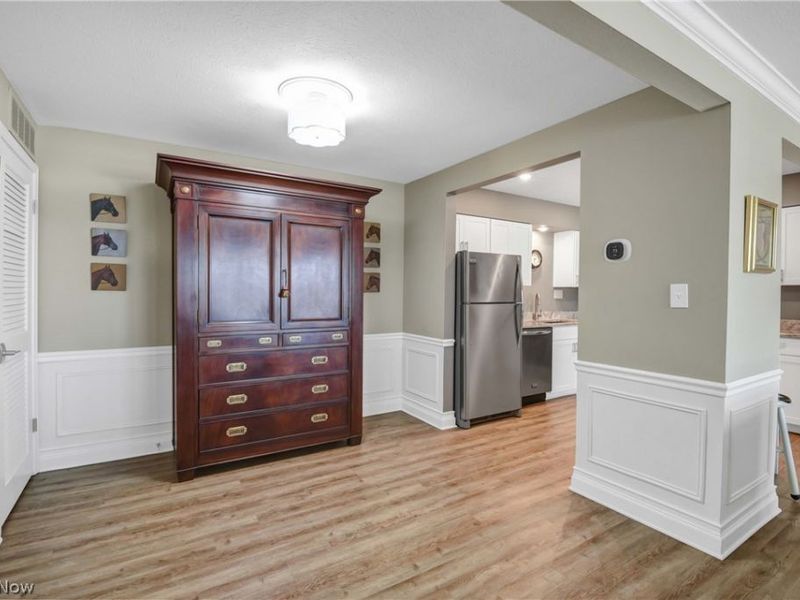 2940 Pease Drive, Unit 206, Rocky River, OH 44116 Photo 7