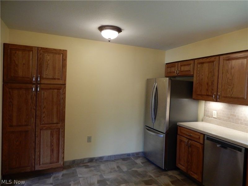 Geneva, OH 44041 Photo 17