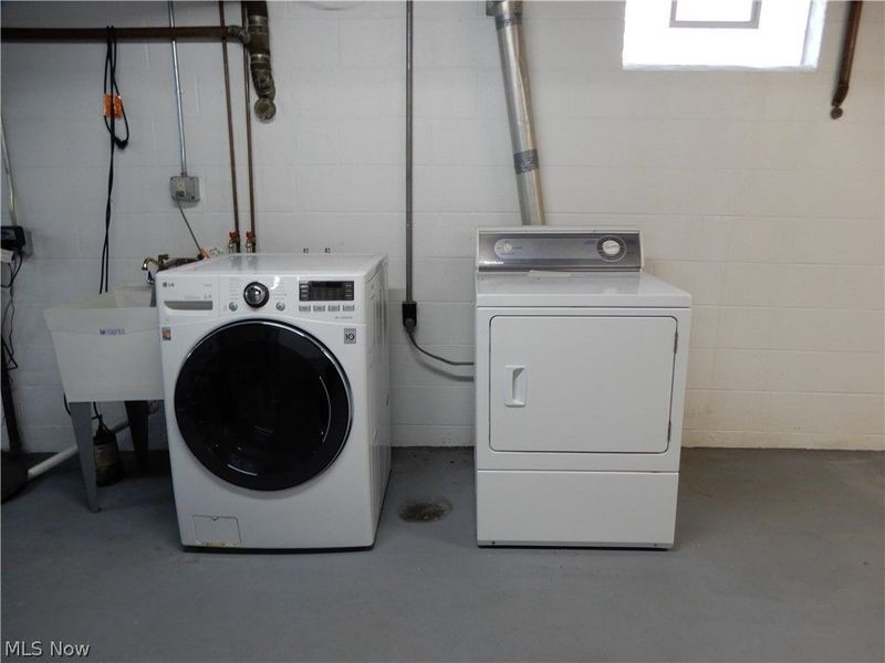 Geneva, OH 44041 Photo 31