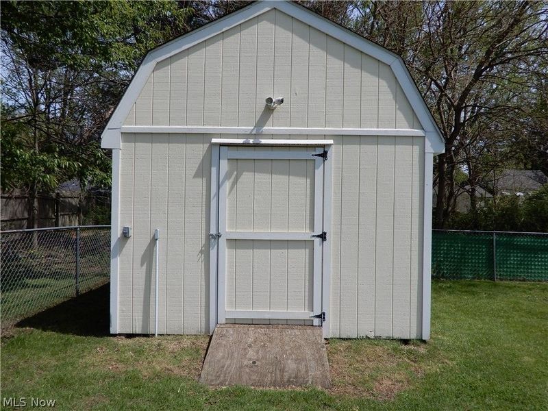 Geneva, OH 44041 Photo 7