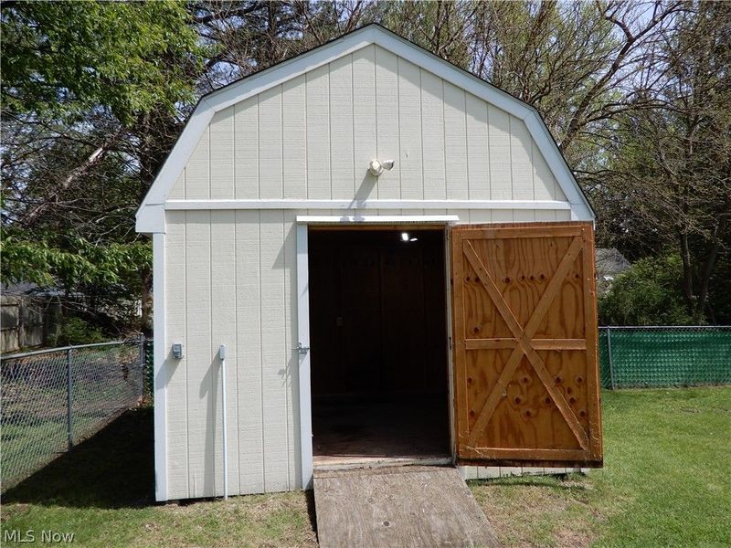 Geneva, OH 44041 Photo 8