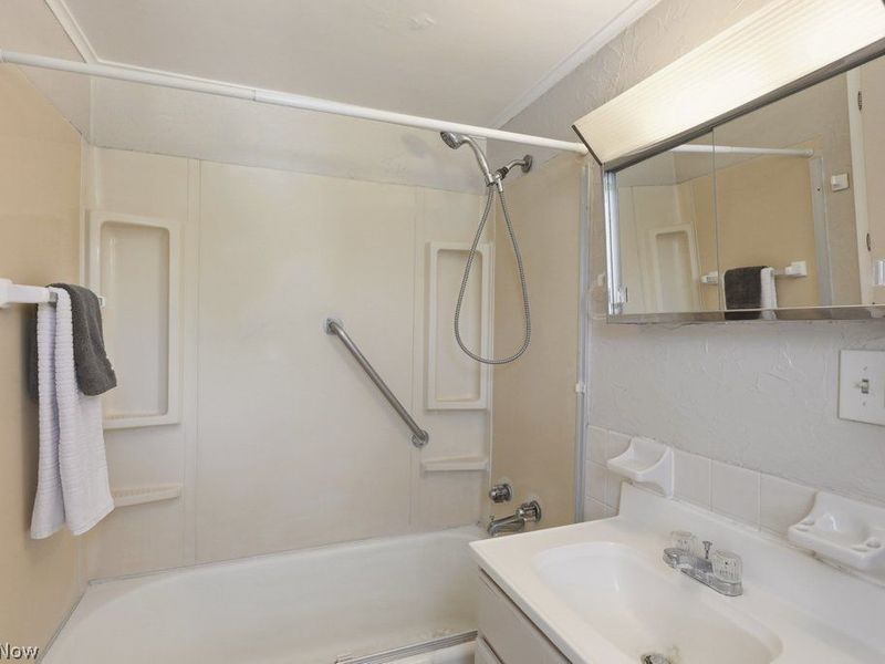 Canton, OH 44705 Photo 17