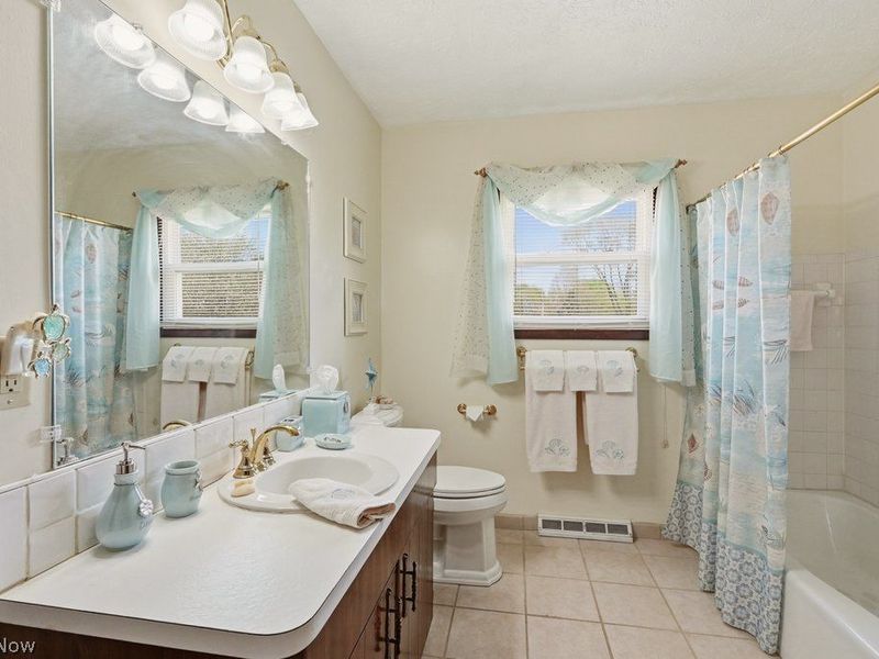 2030 Zircon Street NE, Canton, OH 44721 Photo 22