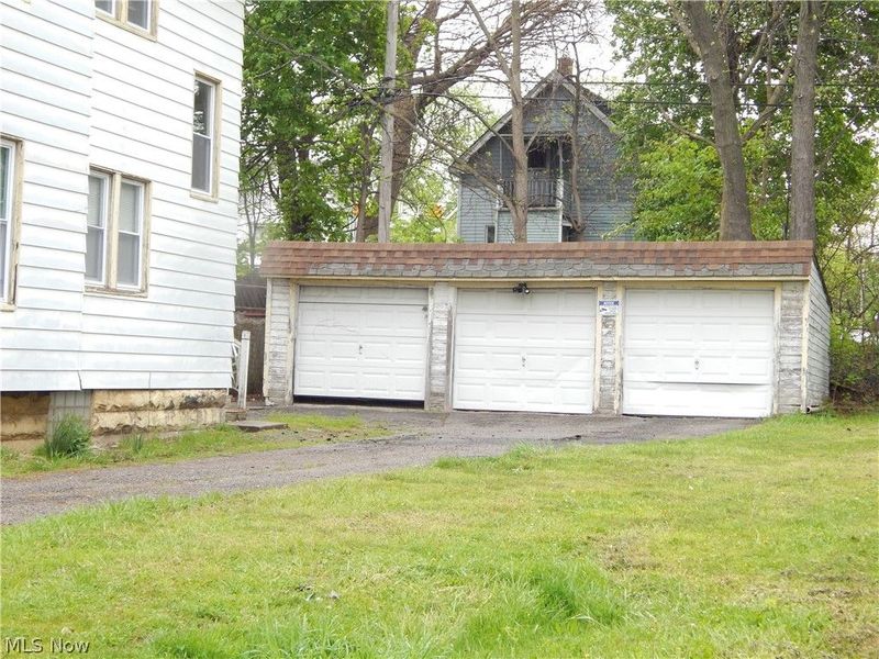 1095 E 113th Street, Cleveland, OH 44108 Photo 7