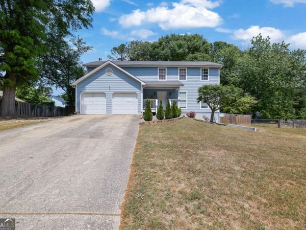 1895 Meadowchase Court, Snellville, GA 30078