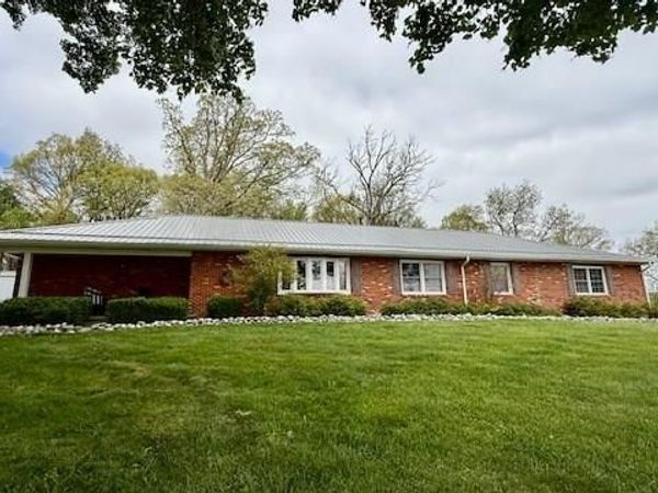 3385 Van Fossen, Jackson, OH 45640